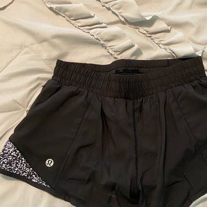 Lululemon shorts shorts size 4